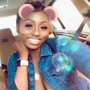 Meet your Posher, Desirée